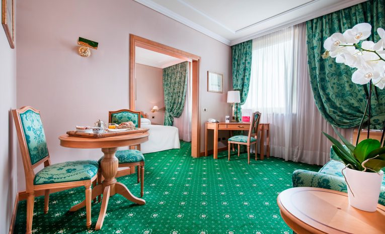 Royal-Garden-Hotel-Milano---Junior-Suite